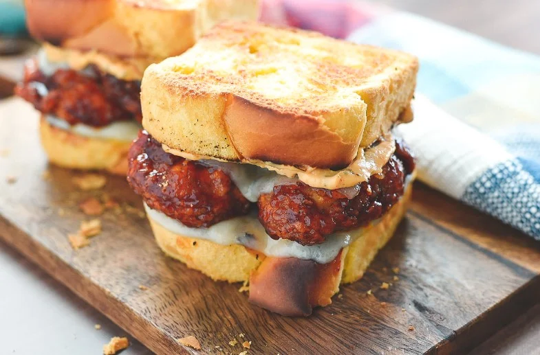 Honey Barbecue Chicken Strip Sandwich –  Yammi!